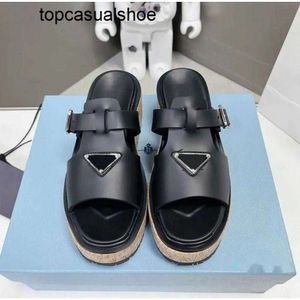 Pradoity Black Pada Prax Praddas White Wedge Femmes Rubber Platform Plateforme Sandales Place Place Sandal Cork Platforms Slides Fashion Casual