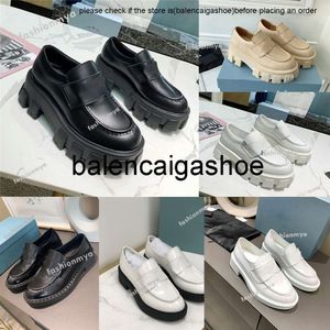 Pradshoes chaussures pradeses hommes Designer Femmes Casual Monolith Chaussures en cuir noir augmenter les baskets CloudBust Classic Patent Matters Trainers
