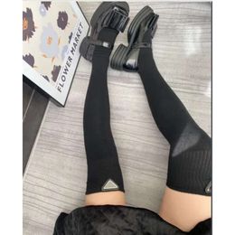 PRD Designer Cashmere Stockings Hosiery Choques pour femmes Fashion Ladies Girls Streetwear Triangle Winter To-Over Knee Long Praddas Sock Stocking Bran 7768