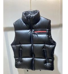 PRD Piumini da uomo Designer Piumino senza maniche Moda invernale Caldo Gilet da donna Cappotti Piumini di alta qualità Parka Cappotto Bomber nero Capispalla