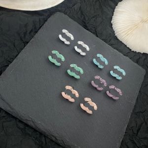 Pendientes de tuerca de marca Premium, pendientes de amor de diseñador para niñas, pendientes de joyería de moda de lujo, accesorios de regalo, diseño de arte ccity