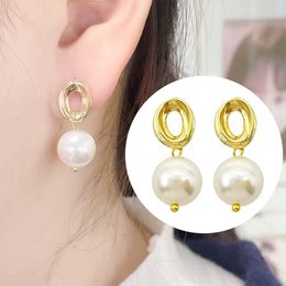 Boucles d'oreilles en cuivre avec fausses perles de qualité supérieure, Style français, breloque dorée, clous d'oreilles en perles