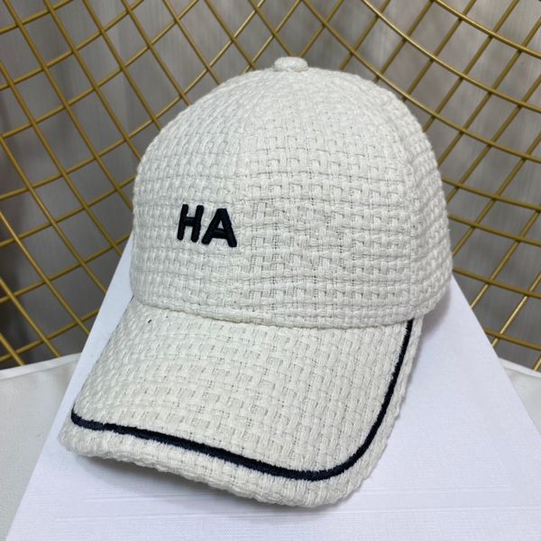 Sombreros premium para otoño Diseñador de moda Gorra de béisbol llena de detalles Modelos para hombres y mujeres Las marcas súper grandes son fáciles de combinar Play Ball2022