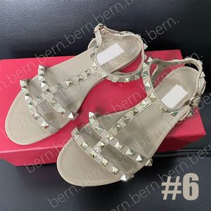 Sandales plates à talons hauts et rivets pour femmes, qualité supérieure/OK, chaussures simples, cadeaux, livraison directe EU35-42