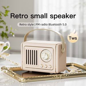 Premium retro bluetooth luidspreker mini draagbare subwoofer draadloze audio ondersteunt u schijf tf cassette fm radio outdoor camping desktop kleine piekers