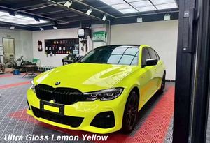 Premium Ultra Gloss Lime Yellow Vinyl Wrap Sticker Hele glanzende autoverpakking Covering Film met luchtafgifte Initiële lage tack Lijm Self Adhesive Foly 1.52x20m 5x65ft