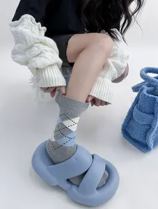 Preppy Girly losange couture chaussette femmes automne et hiver Ins couleur contrastée style japonais rétro conventionnel style coréen pur coton mi-mollet chaussettes
