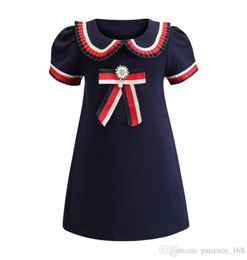 Robe de style preppy 2019 ins Nouveaux styles Girls d'été Kids mignon Big Bow Col à manches courtes à manches courtes robes de coton de haute qualité 1088156