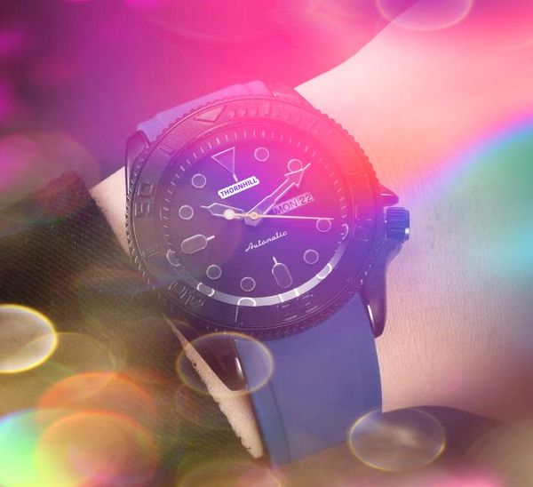 Président Mens Day Date Quartz Batteres Watchs Colorful Rubber Strap Top Quality Wrists Good Time Horloge Time Week 24 heures Calendrier Calendrier Cadeaux