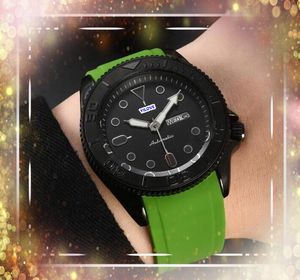 Président Mens Three Pins Designer Watches 42 mm de haute qualité Luxury Automatic Quartz Batterz Clock Date Heure Colorful Rubber Strap Black Ceramic Case Watch