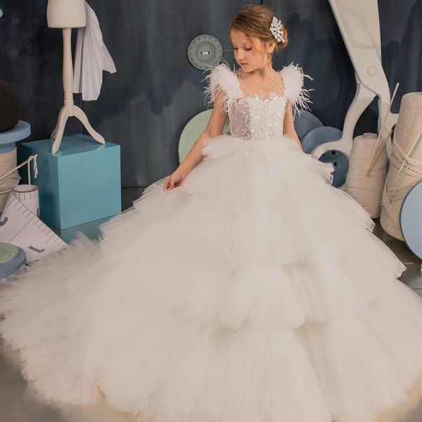 Jolie plume volant robe de bal de balle fleuris fille robes perle la première robe de communion tire tulle baptême d'enfant porter 415