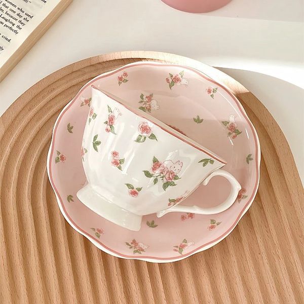 Bonita rosa rosa con lindo conejo, juego de taza de café y platillo de cerámica, taza de té de la tarde inglesa, 250ml 240130