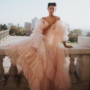 Vrij roze zie door tule prom-jurken ruches gelaagde A-lijn off schouderblok volledige mouwen vrouwen lange vestidos de novia plus size size