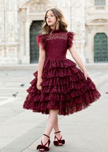 Pretty Short Burgundy Full Lace A Line Vestidos de baile Cuello alto Falda con gradas Hasta la rodilla Vestido de regreso a casa para niñas Vestidos de graduación 2022