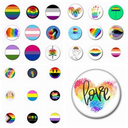 27 stijlen Pride Rainbow Broches Vuist Hart Liefde Vlag Lippen Broches Custom LGBT Badge Gay Lesbiennes Vrienden Broche Pins