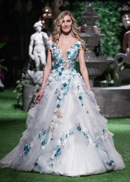 Princesse 3D Appliques florales robe de mariée 2024 dentelle bleu clair col transparent une ligne longue robes de mariée en tulle robes de mariée romantiques chic sur mesure