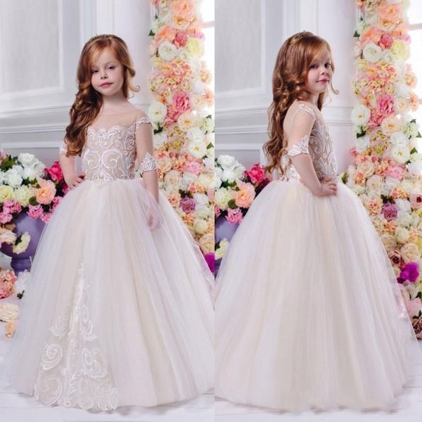 Princesse Une Ligne Robes De Filles De Fleur Dentelle Applique Jewel Neck Tulle 1/2 Manches Enfants Robe Première Sainte Communion Robes Pour Mariage