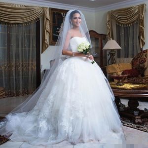 Robes De bal princesse décolleté en cœur Tulle creux dos balayage Train robe De mariée sur mesure Vestido De Novia