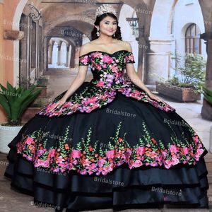 Princesse noire robes de Quinceanera mexicaines 2021 avec manches courtes Vintage broderie florale robe de bal robes de bal douce 15 ans Graduation Brithday robe