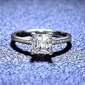 Princess Cut Diamond Color Square Moissanite Ring Zilver 925 Uitstekende witte edelsteenfeest