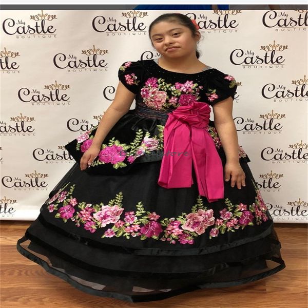 Princesa bordado vestidos de flores para niñas 2024 Mariachi niños elegante cumpleaños de Navidad vestido mexicano desfile Charro con faja Charro floral Mariachi cumpleaños negro