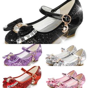 Princess Kids Leer schoenen voor meisjes Flower Casual Glitter Kinderen Hoge Heel 2020 Girls schoenen vlinder knoop blauw roze zilver X0719