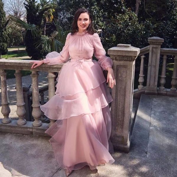 Robe de soirée princesse rose en organza pour femme col haut manches longues tenue de soirée à plusieurs niveaux une ligne robes de soirée fête occasion spéciale robe de graduation sur mesure