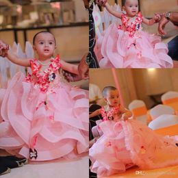 Princess Pink Tulle Flower Girl Butterflies D Floral Applique en couches Ruffles Girls Robes de concours pour enfants Robe de fête d'anniversaire