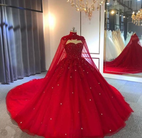 Princesse Rouge Bleu Royal Noir Robe De Bal Robe De Quinceanera Avec Wraps Perles Cristaux Tulle Balayage Train Cowl Robe Formelle Robes De Soirée