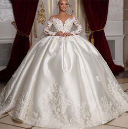 Princesse Satin Robes De Mariée Robe De Bal Illusion Bijou Cou 3D Fleurs Appliques Mariage Robes De Mariée À Manches Longues Robe De Noiva