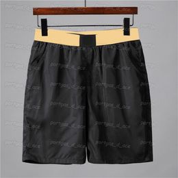 Shorts pour hommes imprimés Tide Shorts basiques décontractés secs rapidement Pantalon de plage sportif 212J