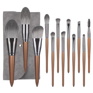 PRO 12PCS Maquillage Brosses SET LIPS COSMETIQUES FONDATION DE FONDATION POUDRE BLUSH SAUVETÉRIEURE DE ÔT DE LA LIP MACHINE MONTAGNE MAILLAGE MAISSON DE PINCEAU PINCIENCE KIT MAQUIAGEM AVEC UN SAC