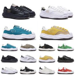 maison mihara yasuhiro Zapatillas deportivas 2023 zapatillas de correr Plataforma de zapatos de lona para hombres y mujeres trotar en blanco y negro 【code ：L】