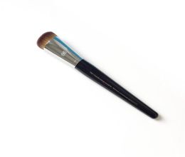 Pro pression de la couverture complète Brosse de maquillage de teint # 66 - tout-en-un fondation de crème liquide Cosmetics Tools de beauté 9394104