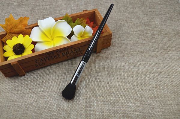 Pro Small Blush And Contour Brush # 74 - Alta calidad - Cosméticos de belleza Maquillaje Blender Brushes DHL Free