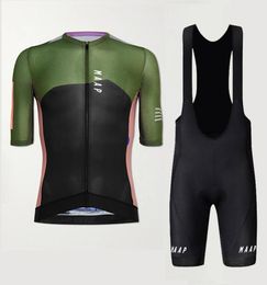 Pro ￩quipe maap jersey cycling set vestiaire des v￪tements de v￩lo de montagne v￪tements de v￩lo respirant ￠ manches courtes Bib short combinaison des hommes Cycle CL7372481