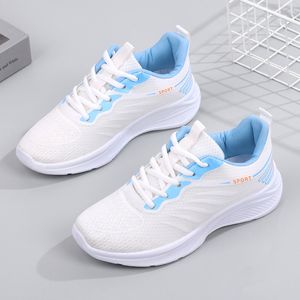 Product Zomer Running voor nieuwe designer Women Fashion Sneakers White Black Blue Mesh Surface Dames Sport Trainers Sneaker Outdoor 11 S