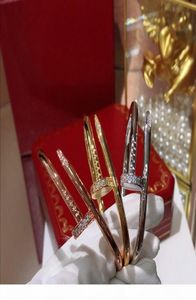Productos tornillo con diamante pulsera de uñas pulsera de oro women039s boutique regalo arte precioso joyería de alta calidad brac8134507