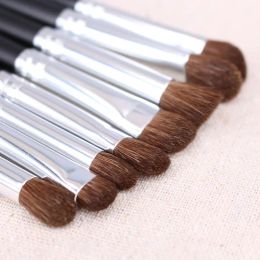 Brushes de maquillage des yeux professionnels Set Nature Hair Eatter Shadow Liner Brow Cream Smudge Contour Shombe Making Tools Makeup Tools Kit