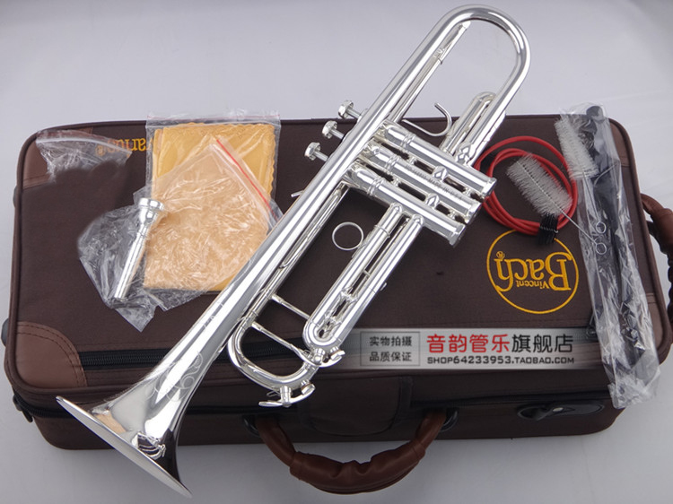 Professionella musikinstrument LT180S-90 BB Trumpet Mässing Silverpläterad Utsökt Hand Skuren B Plant trumpet med munstycke