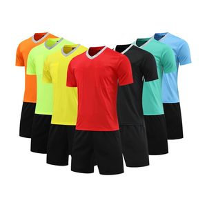 Jersey de árbitros profesionales Juego de jersey de fútbol para adultos personalizado Set Football Refinee Uniform Men Training Set Foot Team Camiseta 240323