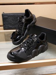 Chaussures de baskets professionnelles Plateforme de cuir de respiration à la semelle claire Confort de réduction en gros