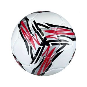 Boules de football professionnelles Taille officale 5 4 PVC de haute qualité Football de football Match Training Child Adult Random Couleur 240430