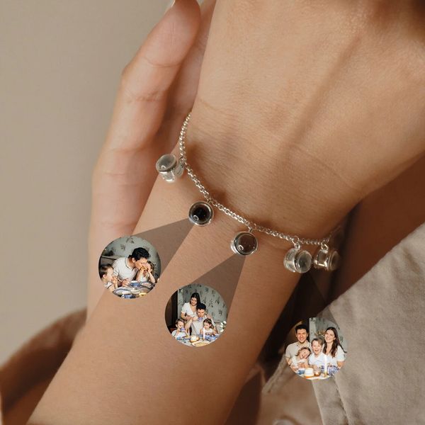 Bracelet de projection Bracelet PO personnalisé Multi Po Projection Bracelet Femmes Custom Gift pour son anniversaire 240422