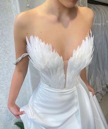 sukienka na studniówkę syrenka suknie balowe bez rękawów dekolt w serek 3D koronkowe aplikacje cekiny zroszony celebrytka formalny pociąg z piór suknie wieczorowe sukienka koktajlowa w rozmiarze plus