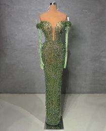 Prom Green Mermaid Robes à manches longues en V Appliques de cou paillettes de sol perlé Longueur 3D dentelle Diamants Perles Robe de soirée Robe de soirée Robes nuptiales plus taille personnalisée