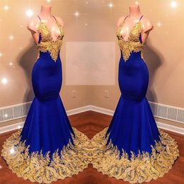 Prom sexy halterjurken Royal Blue en Gold Appliques Mermaid avondjurken Deep V Neck Backless Count Train Beads Tail Party226Z