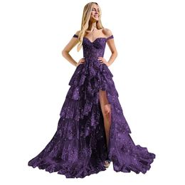 Prom gelaagde tule -jurk 2024 van de schouderbaljurk Glitter Quinceanera -jurken met spleetpot