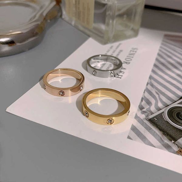 Promesse de Love Design Sense Ring Classic Basic Round Diamond Ring pour hommes et femmes Luxury lisse simple avec des anneaux originaux de Cartiraa