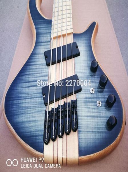 Promotion Mayon 5 cordes bleu foncé flamme noire Maple Top Electric Bass Guitar Cou à travers le corps Frères en fourgon